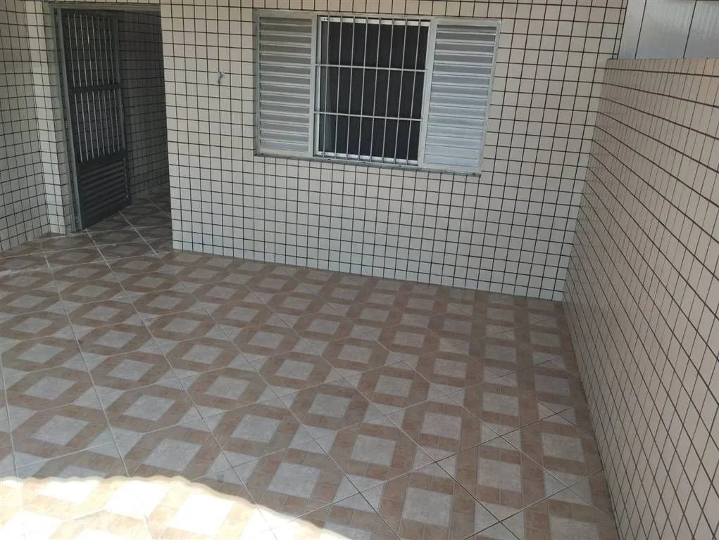 Imagem Casa à Venda em Maracanã, Praia Grande - SP
