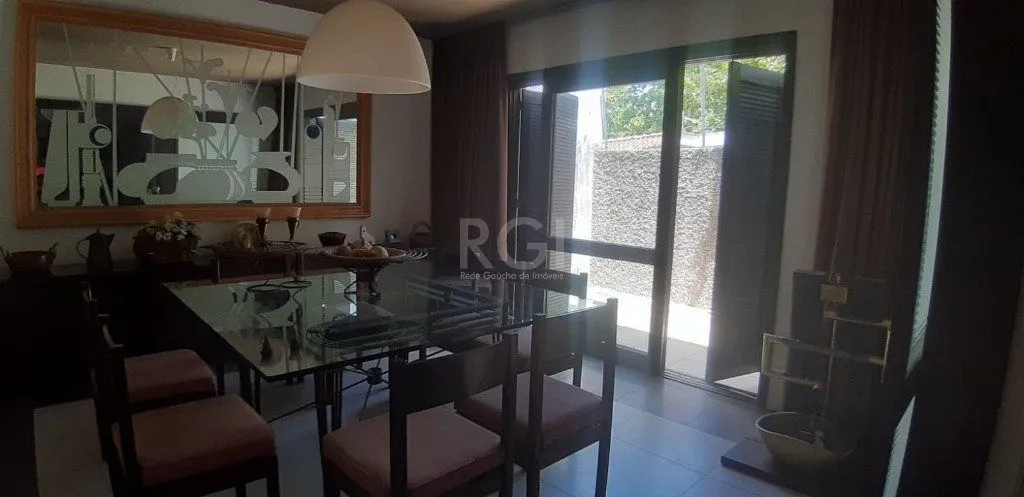 Imagem casa - 3 dorms. - 10 vagas - 316,00 m² - Boa Vista