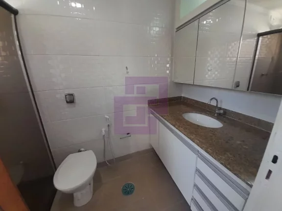 Imagem Apartamento Padrão de 03 dormitórios para locação anual nas Pitangueiras.