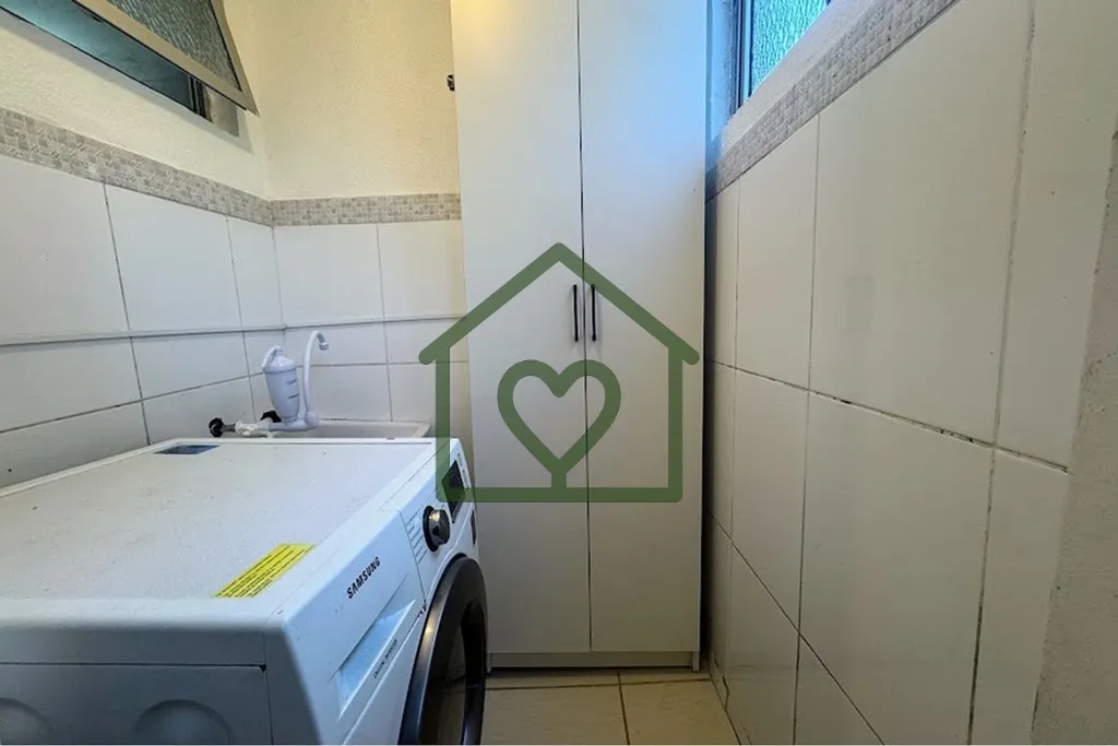 Imagem Apartamento à venda no coração do Jardim Itu Sabará, em Porto Alegre, Rio Grande do Sul! Este im...