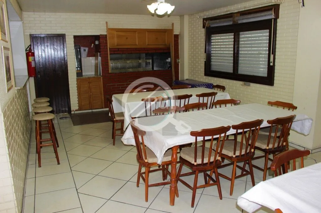 Imagem Exclusividade - Apartamento desocupado, semi-mobiliado, de três dormitórios e uma vaga na garagem ...