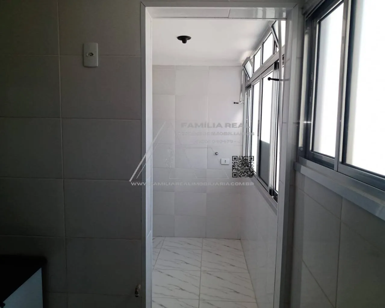 Imagem APARTAMENTO COM 2 DORMS, 1 VG COM PORTA DE AÇO, PARA VENDA NA COHAB II