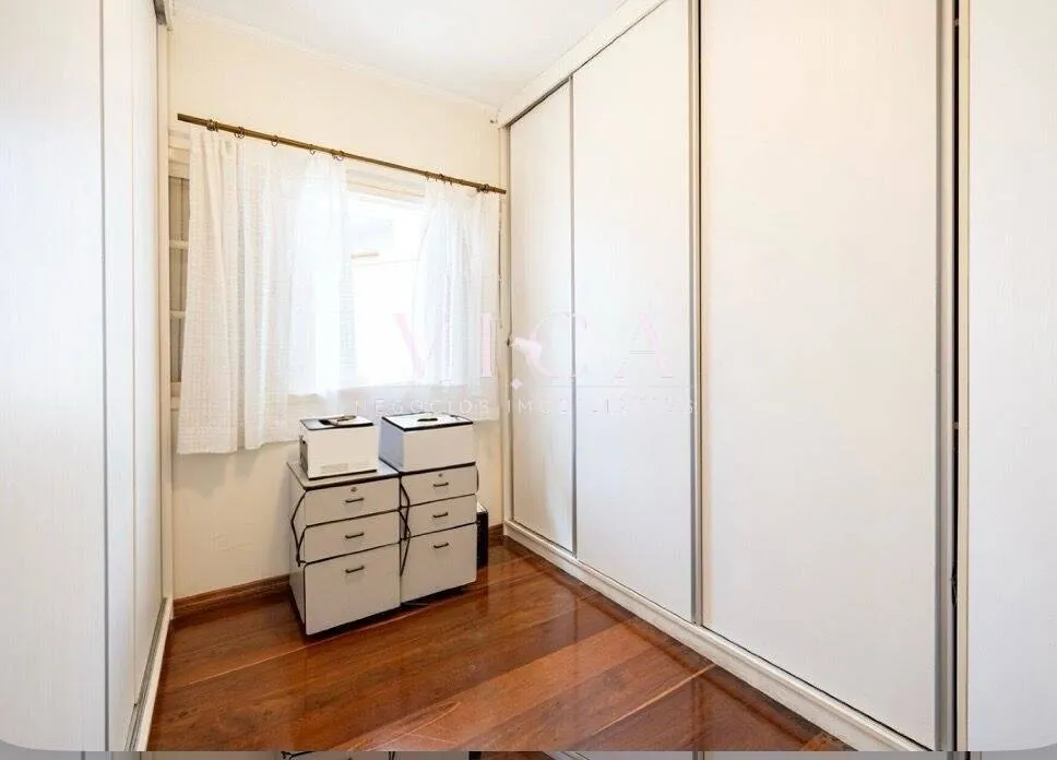 Imagem Alphaville SP, Oportunidade! 224m 4 quartos 2 vagas por R$ R$ 1.990.000