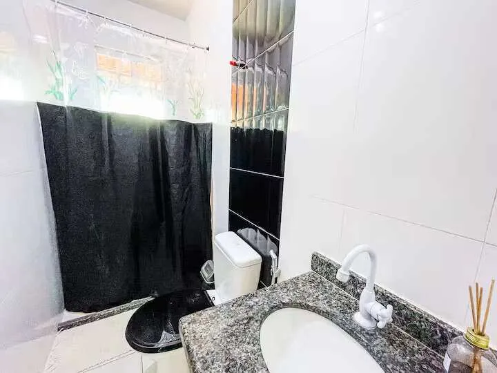 Imagem Casa à venda em Maricá, Guaratiba, com 1 quarto, 80m2
