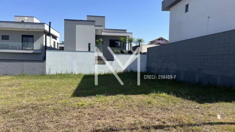 Foto do imóvel Terreno à Venda 250m² Leve aclive Pronto para construir - Bairro Floresta