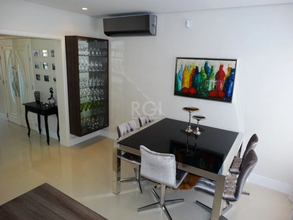 Imagem Casa para Venda - 244m², 3 dormitórios, sendo 1 suites, 2 vagas - Santa Tereza