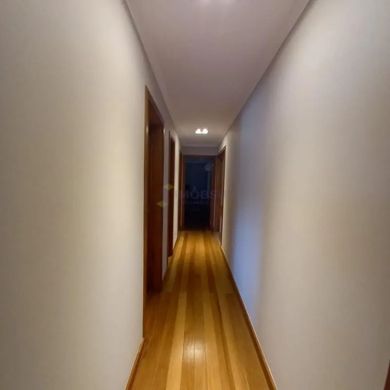 Imagem Apartamentos com 3 Dormitórios