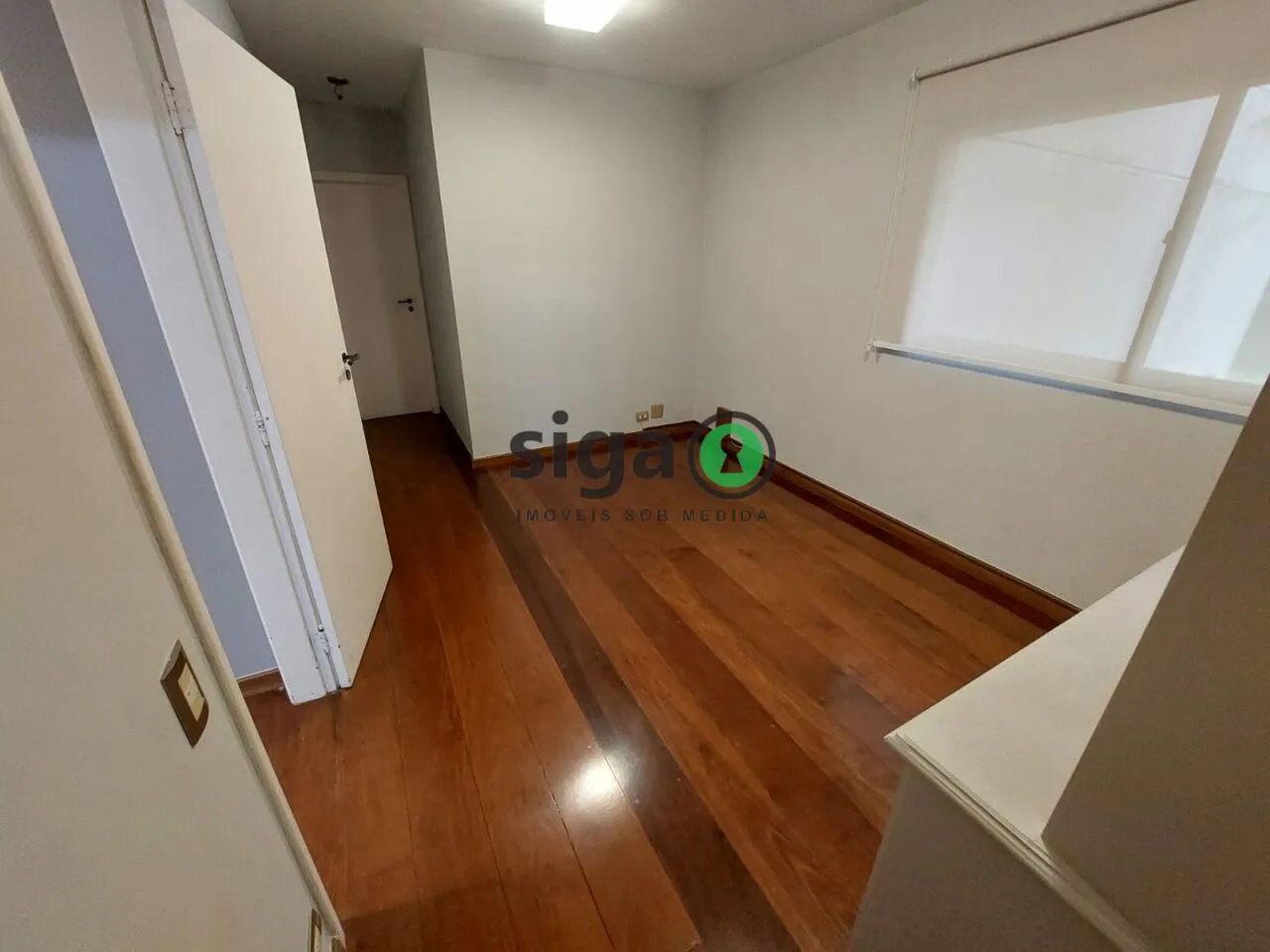 Imagem VENDE Apartamento na Vila Andrade (Região do Morumbi) com 4 Suítes, 4 Vagas + Depósito