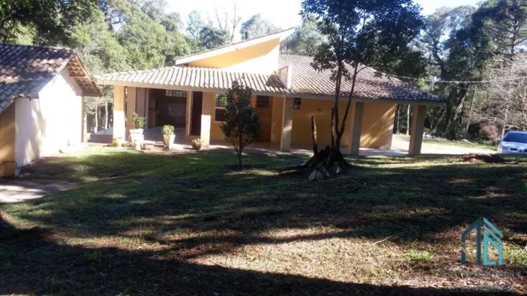 Foto do imóvel Chácara ótima localização a venda 02 casas, piscina, açude, salão de festas, em Mandirituba PR