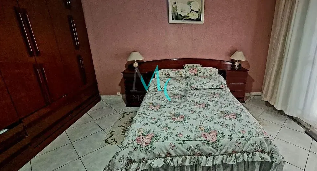 Imagem Casa com 3 dormitórios à venda, 392 m² por R$ 750.000,00 - Campo Grande - Rio de Janeiro/RJ
