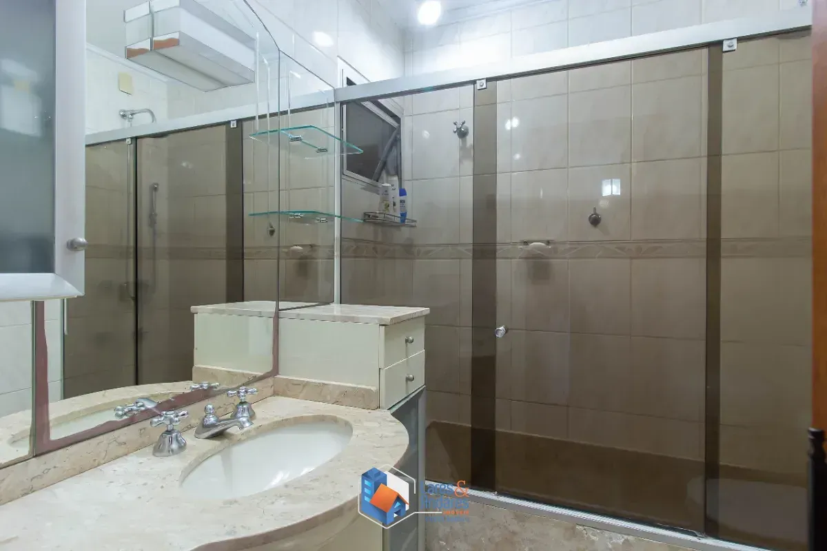 Imagem Cobertura para venda em Campo Belo com 4 quartos, sendo 1 suíte, 195m²