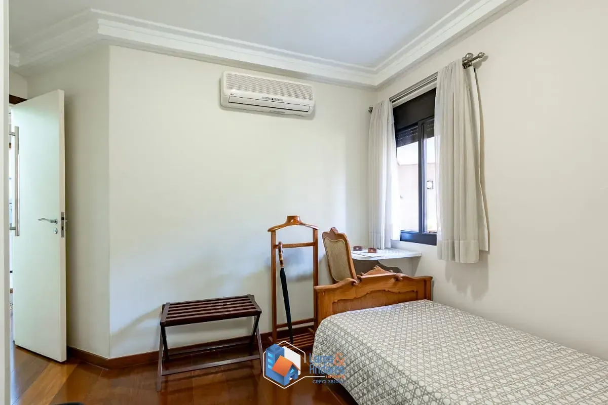 Imagem Apartamento para venda em Moema com 3 quartos, sendo 1 suíte, 120m²