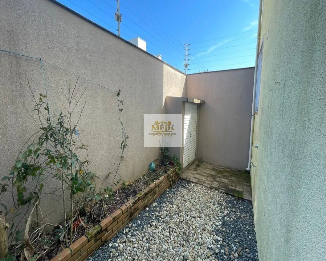 Imagem Casa com 3 quartos e 261 m² à venda em Piçarras