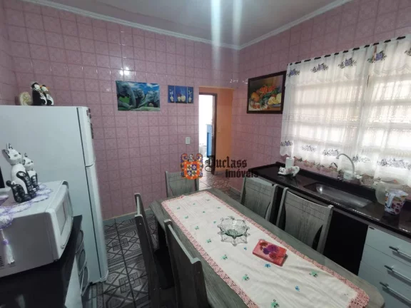 Imagem Casa com 2 dormitórios à venda, 164 m² por R$ 540.000,00 - Vila Vitória - Santo André/SP