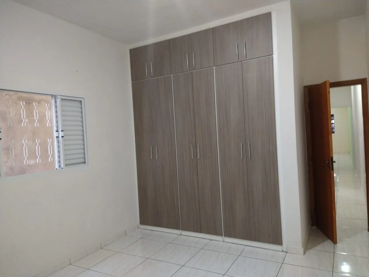 Imagem Casa à venda 3 Quartos, 1 Suite, 2 Vagas, 150M², Jardim Gurilândia, Taubaté - SP