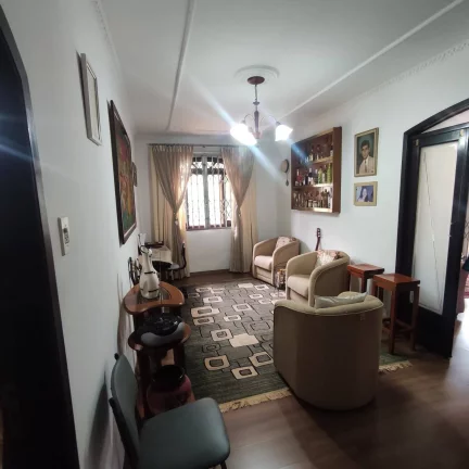 Imagem Casa Averbada à venda em Joinville, bairro Saguaçú