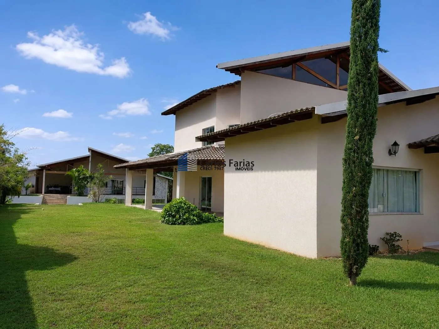 Imagem Casa em Condomínio para Venda em Brasília, Setor Habitacional Jardim Botânico, 4 dormitórios, 1 suíte, 5 banheiros, 2 vagas