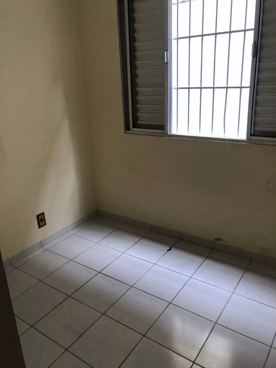 Imagem Sobrado com 4 quartos e 2 vagas de garagem, em São Miguel.