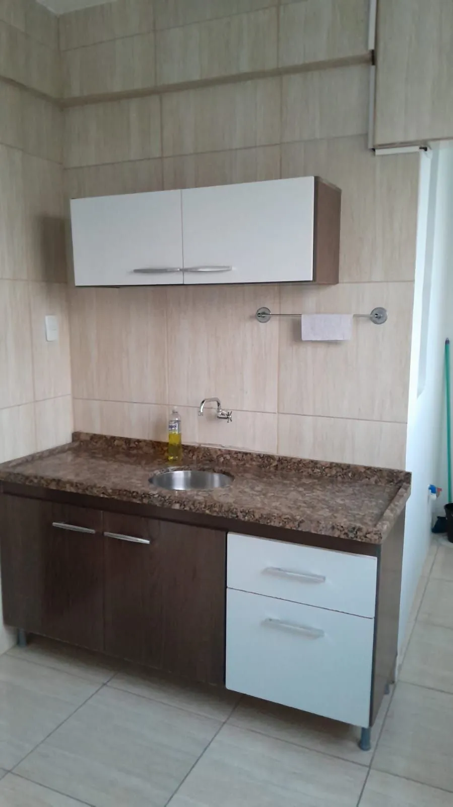 Imagem investidores - Excelente e amplo apartamento 2D LOCADO na Cidade Baixa, Porto Alegre, Com Inquilino