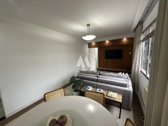 Imagem Apartamento à venda na Ponta da praia com garagem fechada!