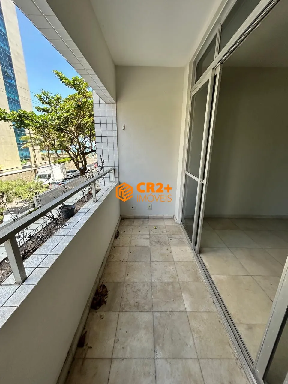 Imagem Vendo apartamento á 60 metros do Mar em Boa Viagem, com vista definitiva do Mar
