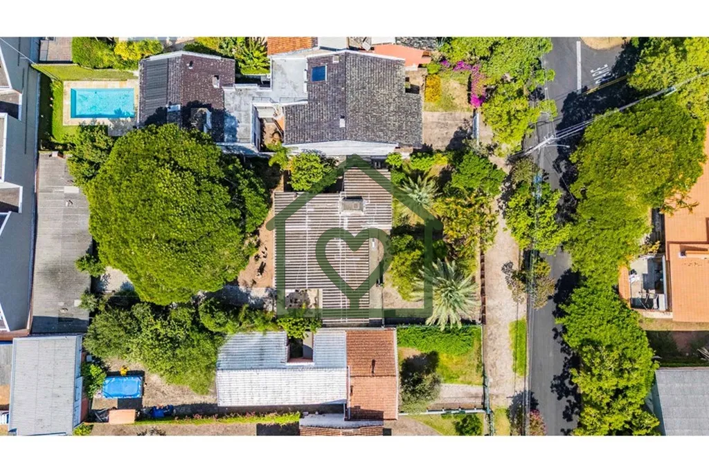 Imagem O terreno é amplo e espaçoso, com seus 1188m² sendo 22m x 54, proporciona versatilidade para uma ...