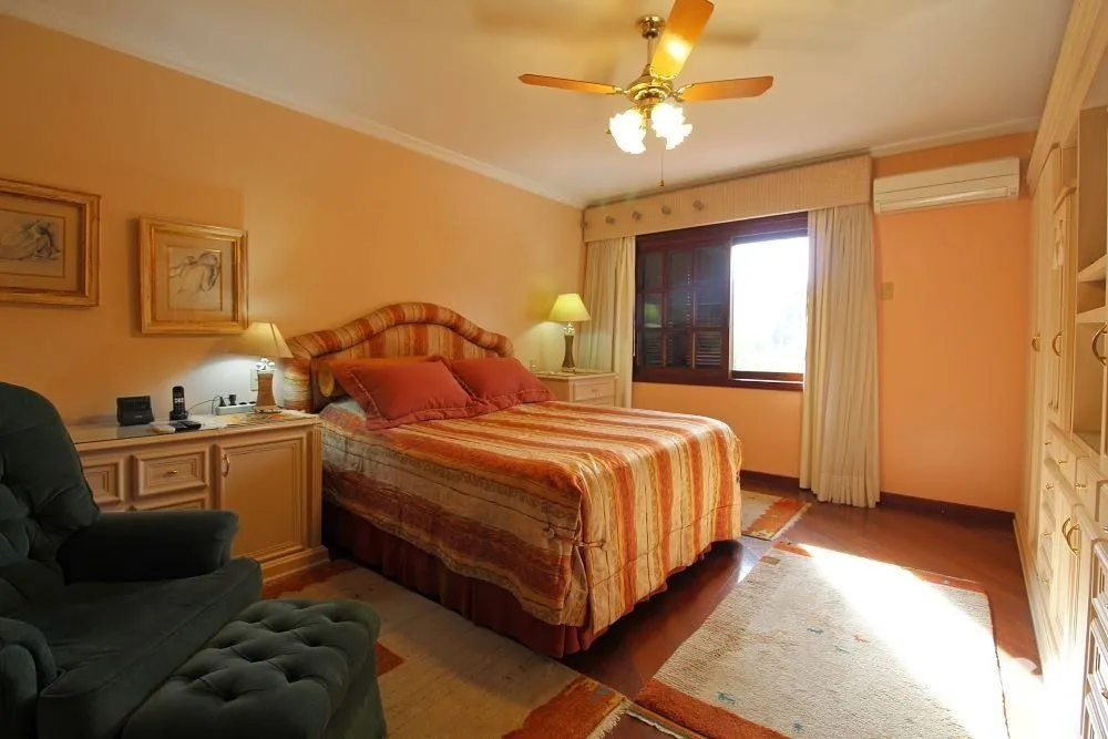 Imagem CASA 4 DORMITÓRIOS A VENDA, NA CHÁCARA DAS PEDRAS .