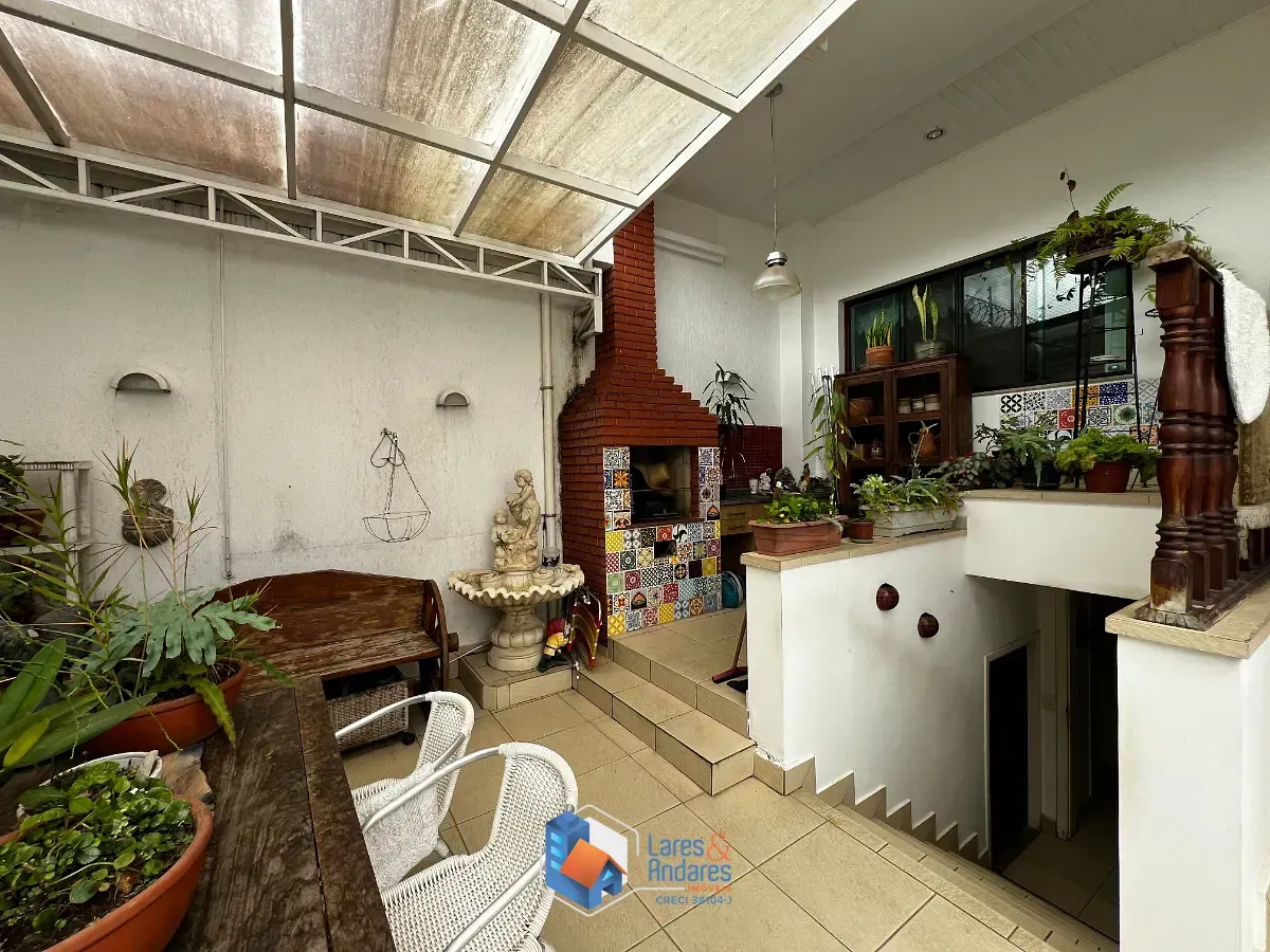 Imagem Casa no condomínio Condomínio Villa dos Emboabas para venda com 3 quartos, sendo 1 suíte, 364m²