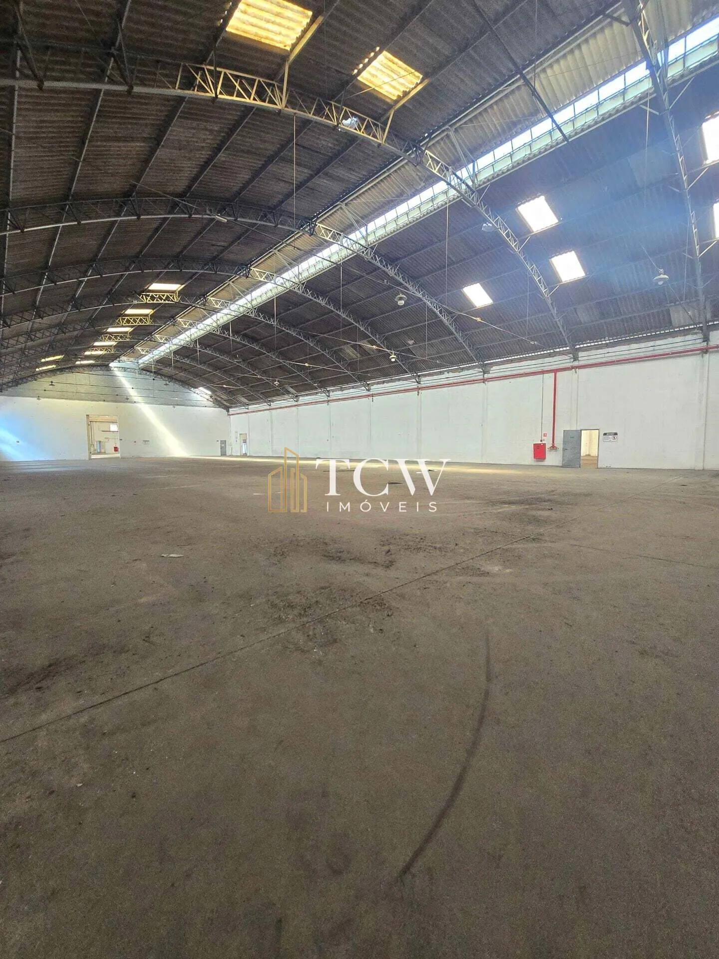 Imagem Galpão Industrial para Locação em Guarulhos/SP | 4.780 m² | Próximo à Rodovia Presidente Dutra