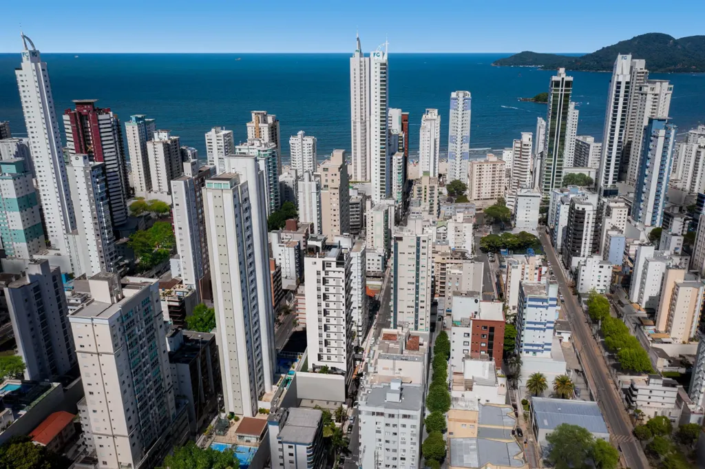Imagem APARTAMENTO RESIDENCIAL em Balneário Camboriú - SC, Centro