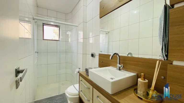 Imagem Apartamento Zona Central para Locação em Balneário Camboriú, CENTRO, 2 dormitórios, 1 suíte, 2 banheiros, 1 vaga