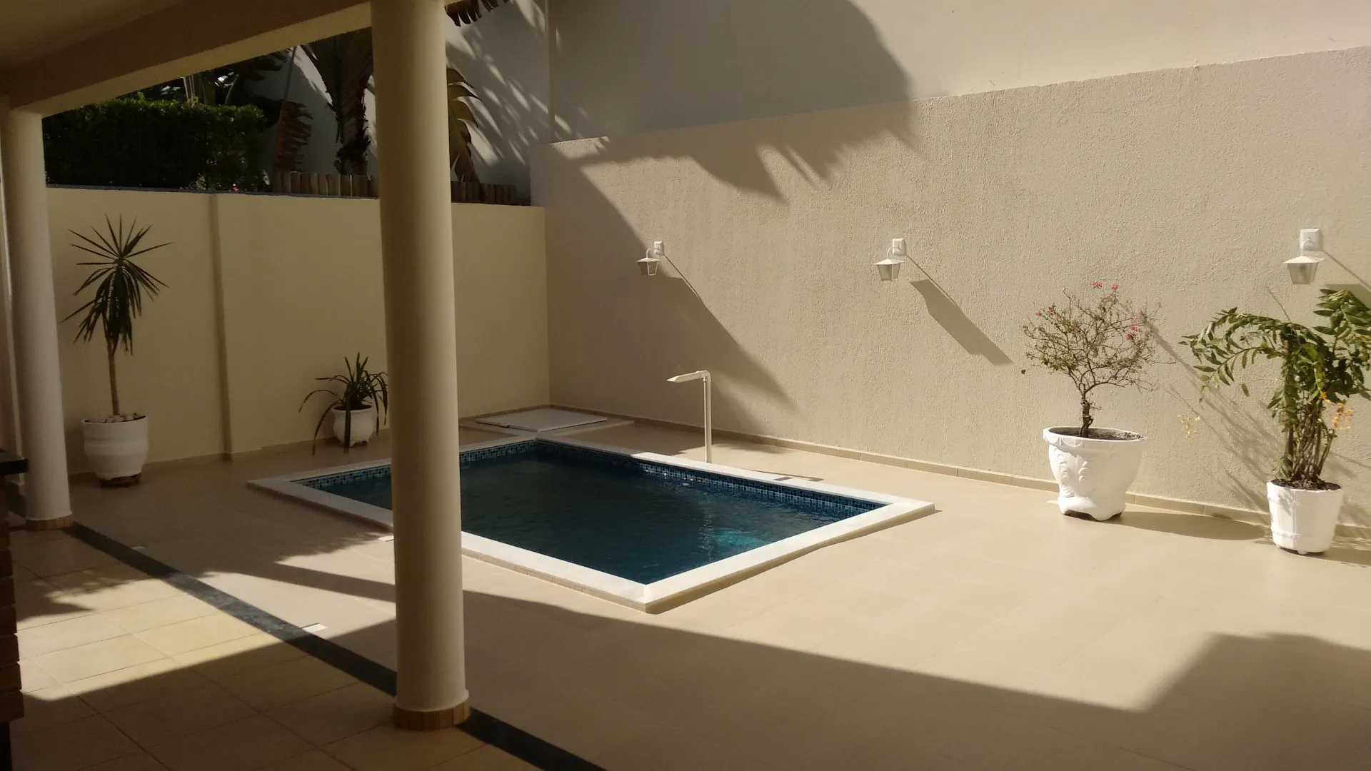Imagem Casa de alto padrão à venda ou locação no Villa dos Inglezes, Sorocaba, com 3 suítes, piscina, 265 m² e terreno de 260 m²