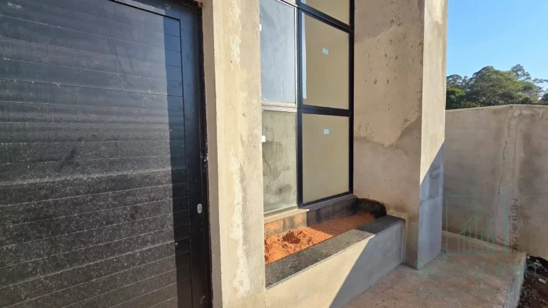 Imagem Casa 3 dormitórios, sendo 2 suítes, área gourmet e piscina em Mairiporã