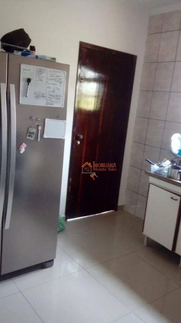 Imagem Sobrado com 3 dormitórios à venda, 195 m² por R$ 680.000,00 - Vila Hulda - Guarulhos/SP