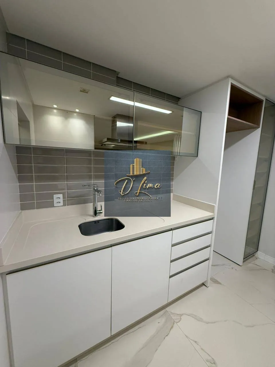 Imagem Apartamento a venda na Orla de Coqueiros, 2 quartos em Florianopolis