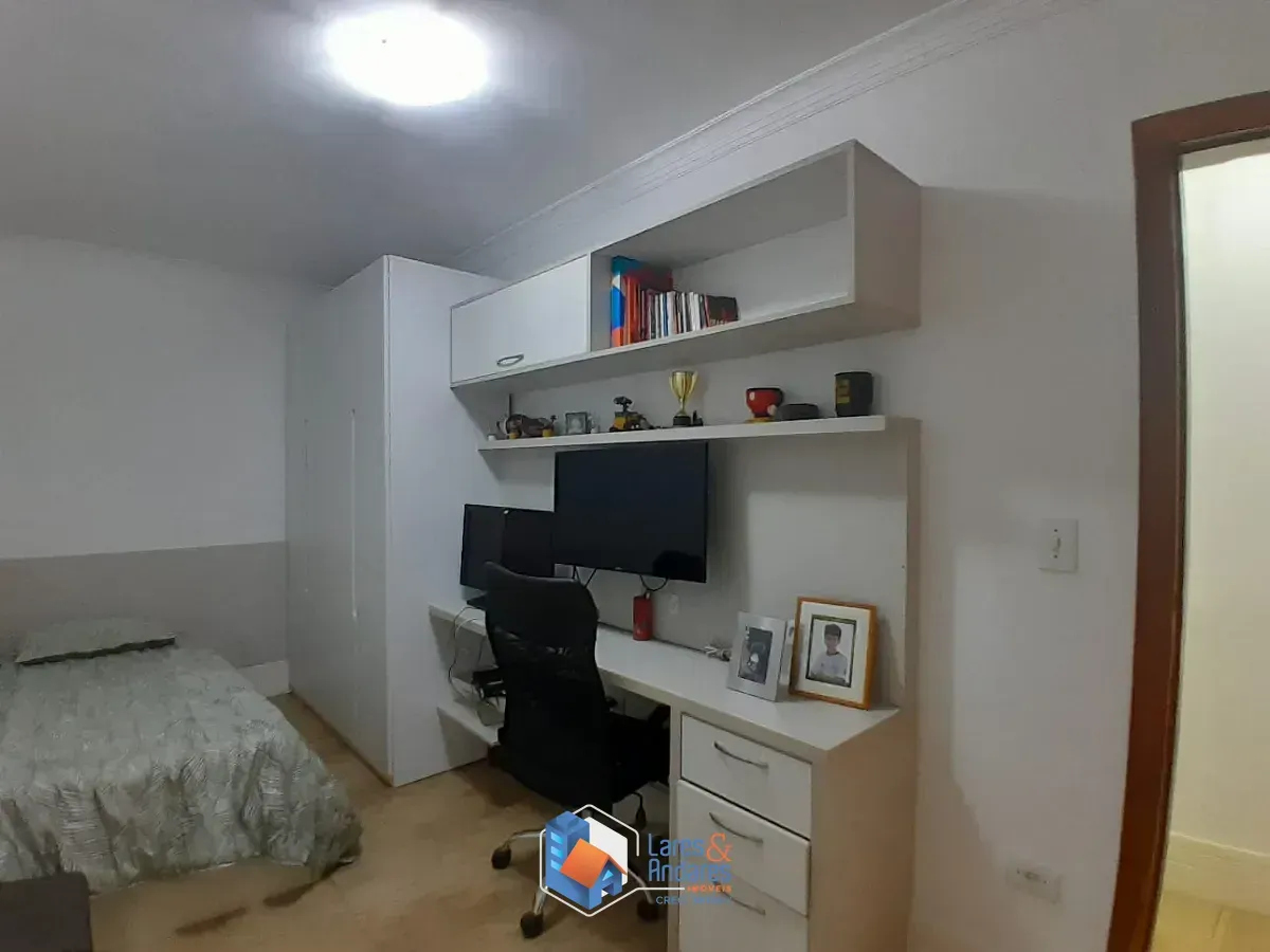 Imagem Sobrado para venda em Bosque da Saúde com 3 quartos, sendo 1 suíte, 122m²