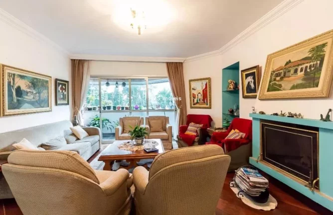 Imagem Imperdível: Apartamento à venda em Moema, São Paulo-SP, com 4 quartos, 1 suíte, 3 banheiros, 3 vagas de garagem e 188m² de área.