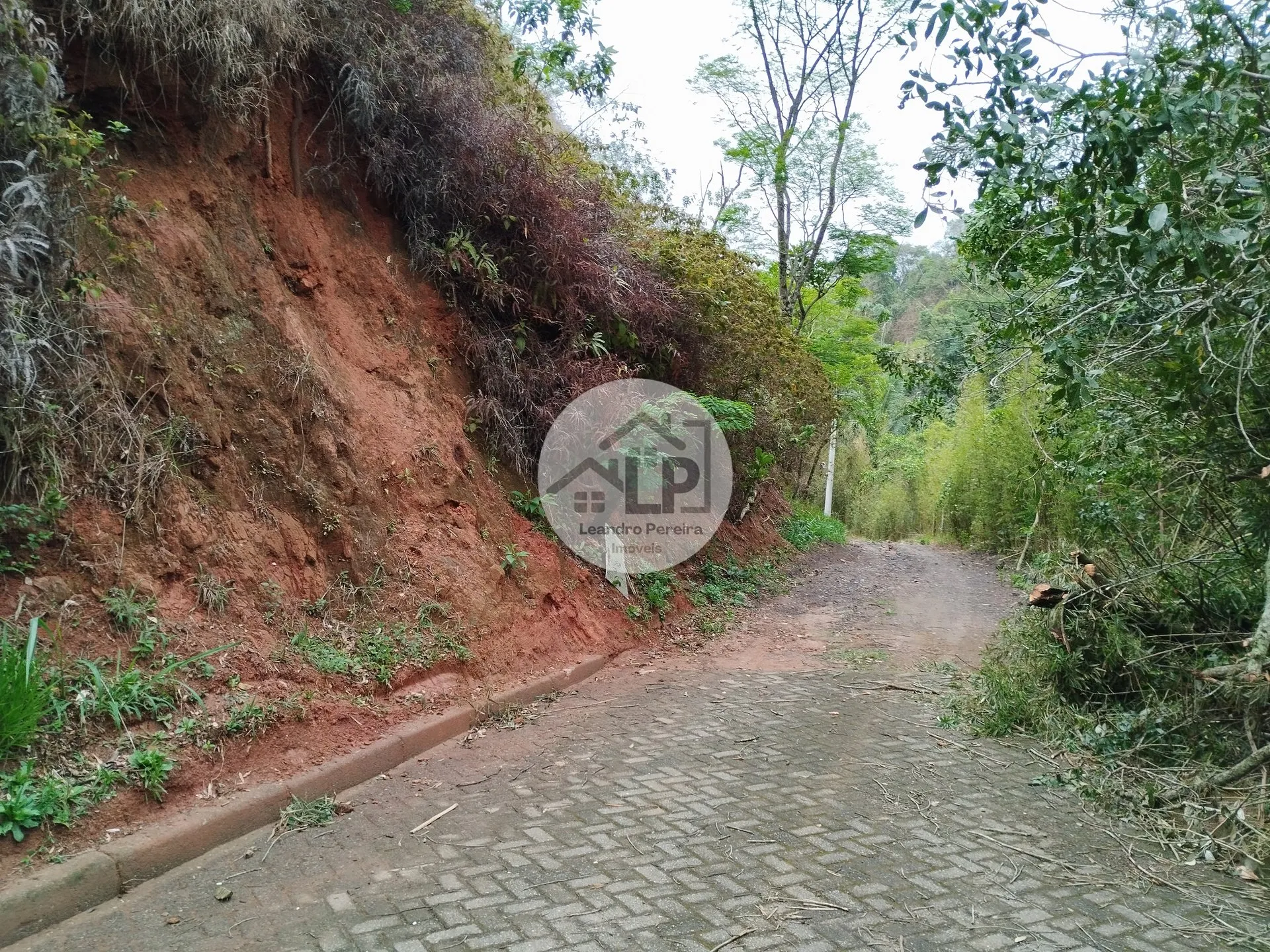 Imagem Lote/Terreno de 1560m² no bairro Caiçara, em Piraí