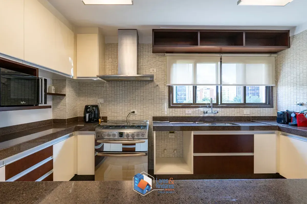 Imagem Apartamento para venda em Jardim Paulista com 4 quartos, sendo 3 suítes, 301m²