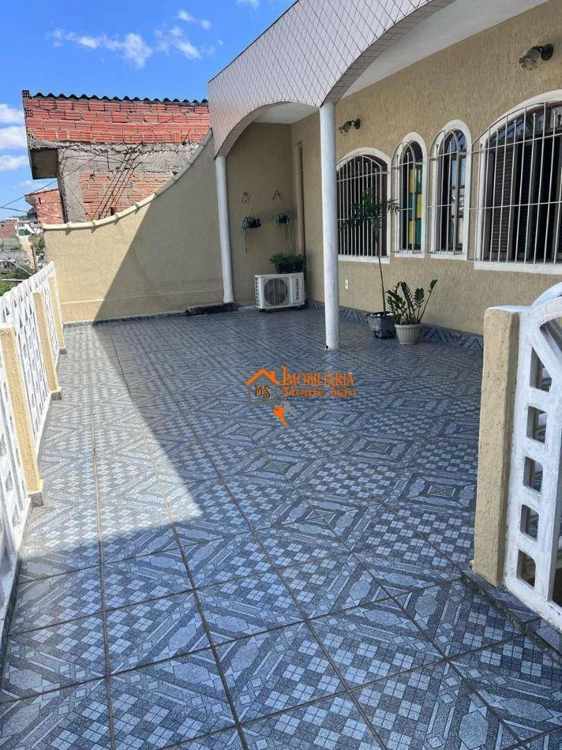 Imagem Sobrado com 3 dormitórios à venda, 210 m² por R$ 670.000,00 - Jardim São Domingos - Guarulhos/SP