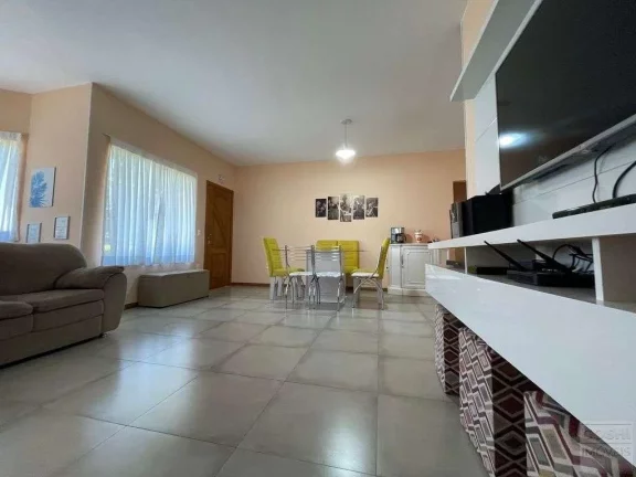 Imagem Casa para Venda em Teresópolis, Vargem Grande, 3 dormitórios, 1 suíte, 3 banheiros, 3 vagas
