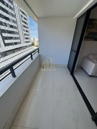 Imagem Excelente apartamento decorado com três quartos varanda a venda na Pituba