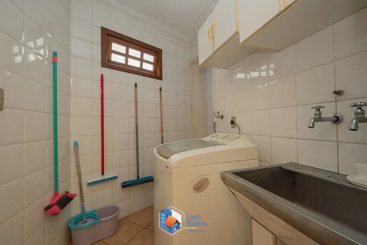 Imagem Sobrado para venda em Vila Mariana com 3 quartos, 264m²