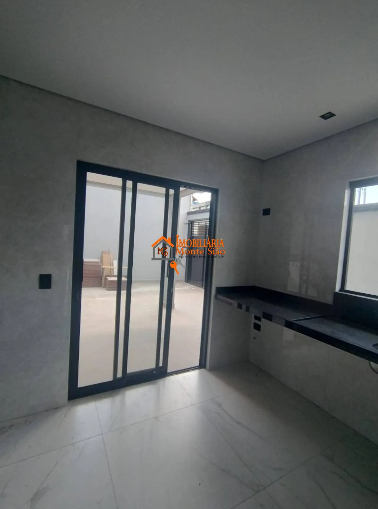 Imagem Sobrado com 2 dormitórios à venda, 80 m² por R$ 660.000,00 - Parque Residencial Scaffid II - Itaquaquecetuba/SP