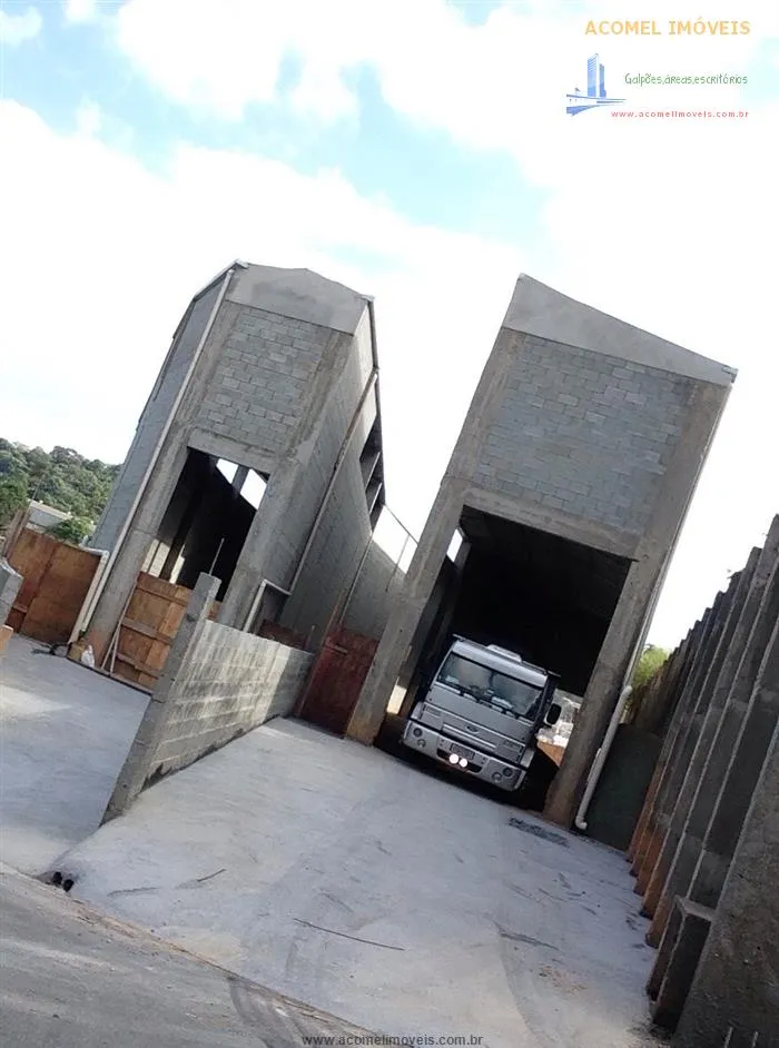Imagem Galpões para venda em Santana de Parnaiba no bairro Fazendinha