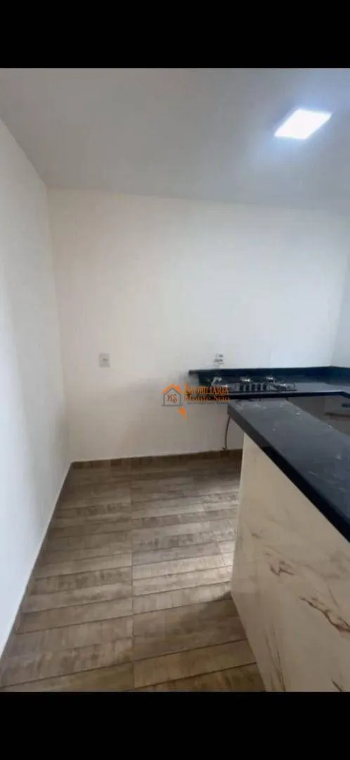Imagem Apartamento com 2 dormitórios à venda, 41 m² por R$ 230.000,00 - Água Chata - Guarulhos/SP
