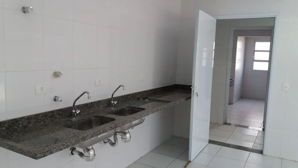 Imagem Prédio Comercial para Locação em Cotia / SP no bairro Jardim Helena Maria