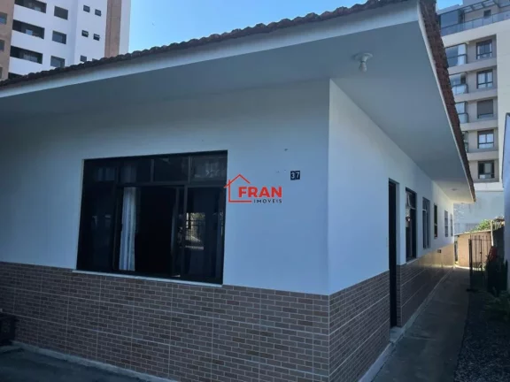 Imagem Excelente casa Terrea no Corrego Grande terreno de 504 m².