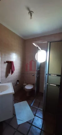 Imagem Chácara à venda em Franco da Rocha-SP, bairro Chácaras Maristela: 3 quartos, 1 suíte, 2 salas, 2 banheiros, 4 vagas de garagem, 300m².