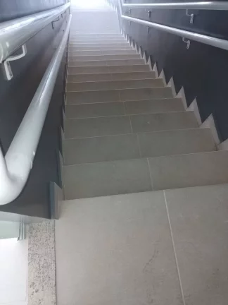 Imagem locação sala comercial no centro de Macaé RJ. 130M2 primeira locação